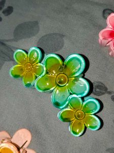 Flower Hair Clips Set