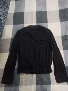 Black Ruffle Cropped Button-Up Shirt🖤