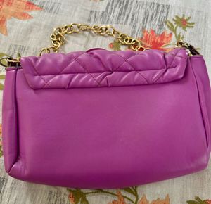 Quilted Chain Shoulder Bag