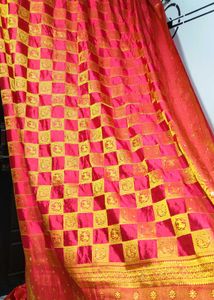 Pink &amp; Gold Checkered Sari