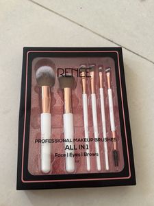 RENEE All-in-1 Professional Makeup Brush Set