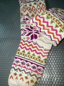 Cozy Snowflake Knit Socks