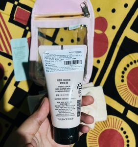 The Face Shop Rice Water Cleanser&amp; Bow Hairband