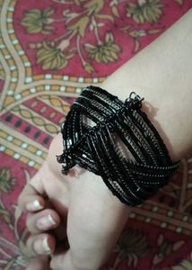 Elegant Black Beaded Bracelet