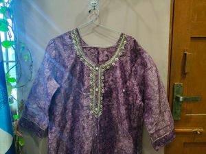 Elegant Purple Embroidered Kurti