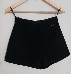 O'chirly Chic shorts