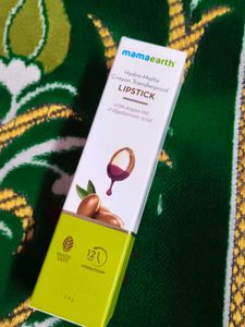 Mamaearth Hydra-Matte Crayon Transferproof Lipstic