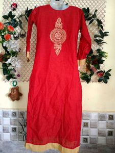 🔥MEGA SALE🔥 Red Kurti with Golden Embroidery