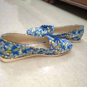 Blue Floral Ballerinas Ballet Flats