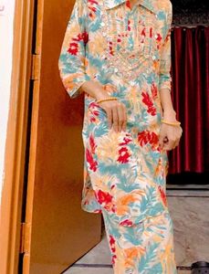 Floral Print Embroidered Kurta