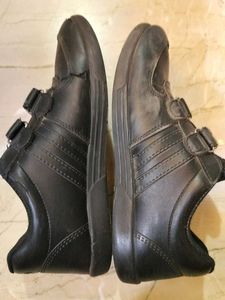 Black Velcro Strap Casual Shoes