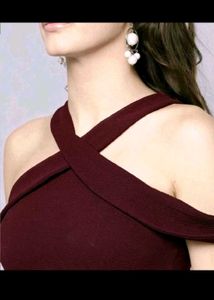 Stylish Maroon Cold Shoulder Top