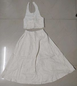 Ethnic wear for girls.