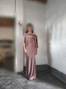 Elegant Off-Shoulder Maxi Dress