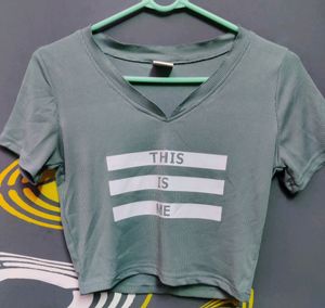 Urbanic Cropped T-shirt
