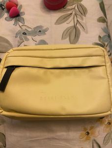 Bobbi Brown Cosmetic Pouch