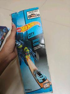 Hot Wheels City Spider Strike Launcher