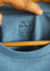 M&amp;S tshirt brand new size L reg. fit