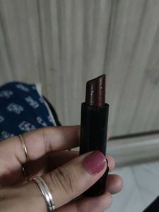 Elle 18 Color Pops Matte Lipstick