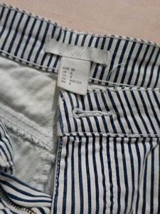 H&amp;M Striped Women's Shorts