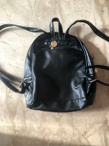 Black Bagpack