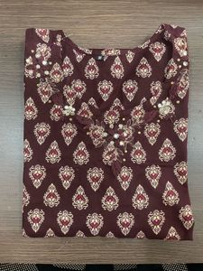 Embroidered Maroon Kurta
