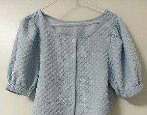 Chic Textured Puff Sleeve Top