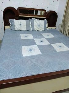 Bedsheet With 3 PCS Set