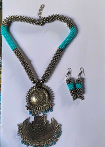 Necklace & Earring Set