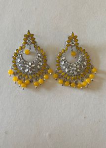 Stunning dark pink &amp; Gold Jhumka Earrings