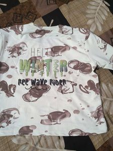 Cute Graphic Print Long Sleeve Top size 30/32 fitt