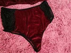Velvet Lingerie Set