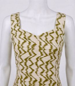 Stylish Sleeveless Kurta Set