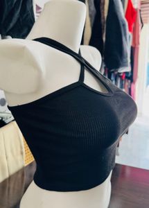Trendy Black Ribbed Crop Top