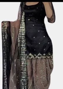 Elegant Black Kurta Set with Sequins