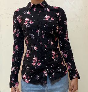 H&amp;M Floral Button-Down Top