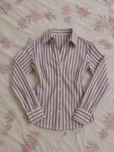 Fitted Striped Button-Up Shirt