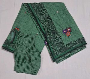 Elegant Green Saree with Floral Embroidery