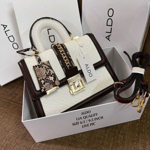 ALDOSIDE SLING WITH TOP HANDLE WD box