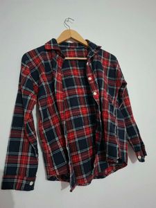 Red &amp; Navy Plaid Button-Up Shirt with inner