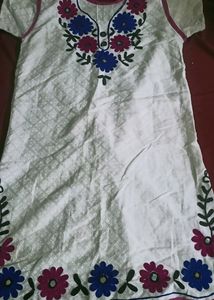 Pure Cotton White Kurti With Flowers Thread Work