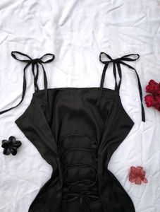 Cutesy strappy corset kurti 🖤🦢