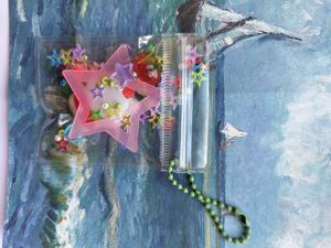 Kawaii Shaker Glow-in-the Dark Charm Keychain