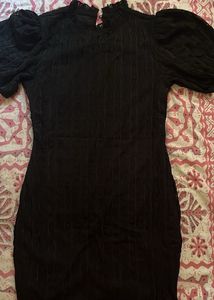 Elegant Black Lace Puff Sleeve Dress