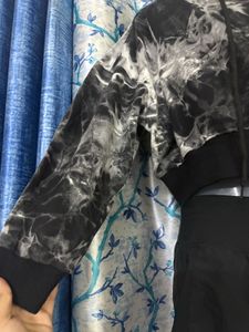 Tie-Dye Crop Hoodie