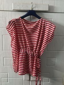 🍷Red & White Striped Top