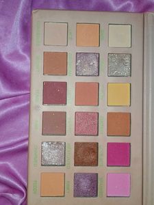 Sweden Beauty Eyeshadow Palette 🧚🏻‍♀️✨