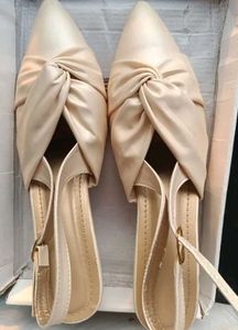 Pointed Heel Sandals