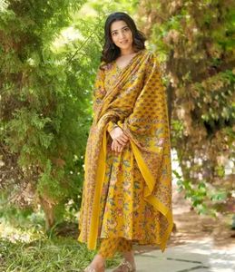 Cotton mulmul Floral Suits 🌻