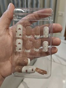 Aesthetic Press-On Nails ❣️
